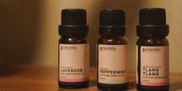 Redakan Kram Perut Saat Menstruasi dengan Essential Oil dari Essentia Apothecary
