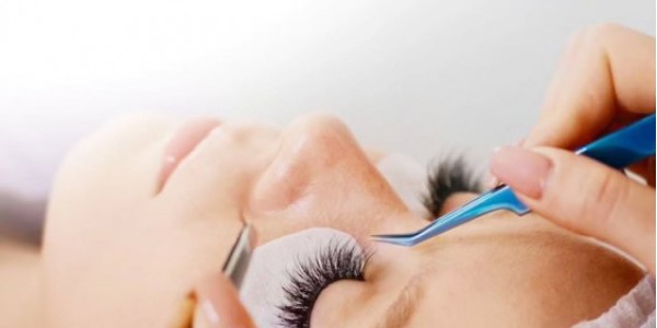5 Jenis Eyelash Extension untuk Tampil Beda di Tahun 2025, Yuk Coba Sekarang di Gaya Spa