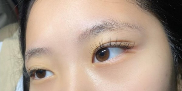 Eyelash Extension Natural: Tampil Cantik dan Lentik Sejak Bangun Tidur