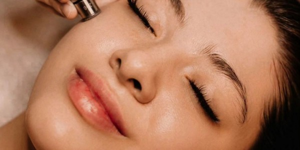 3 Cara Mudah Mengatasi Kulit Wajah Bertekstur, Lakukan Treatment di Gaya Spa Wellness
