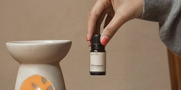 Rasakan Kesegaran Alami Penuh Manfaat dengan Peppermint Oil Essentia Apothecary