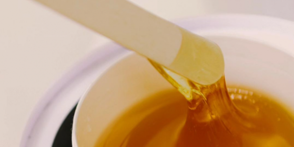 Mengenal Cukur Bulu dan Waxing, Mana yang Lebih Baik untuk Kulit?